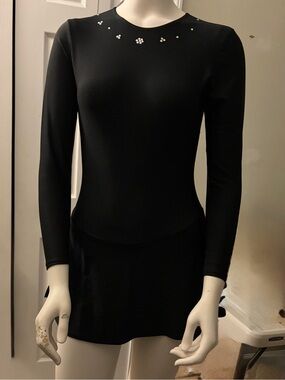 Mondor Skating or dance costume - black size medium.